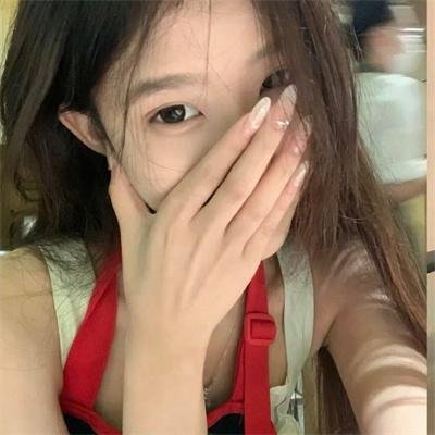 有些女孩这样做
